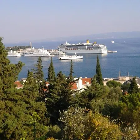 Apartament & Ivica *