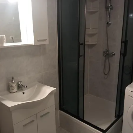 Apartment Ivica *