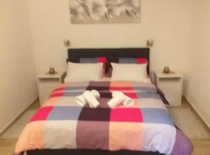 Διαμέρισμα & Ivica