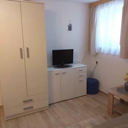 & Ivica Apartamento